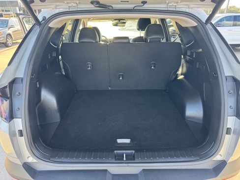 Used 2024 Hyundai Tucson Limited FWD image 27