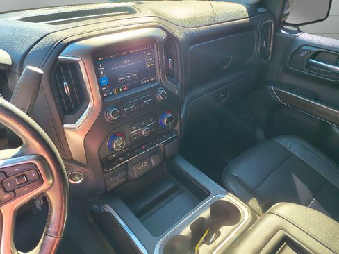 Used 2020 Chevrolet Silverado 1500 LT Trail Boss image 26