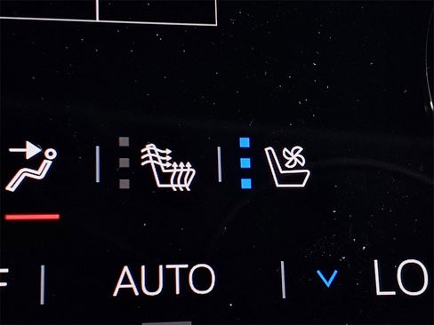 New 2026 GMC Acadia AT4 w/ Luxury Package image 17