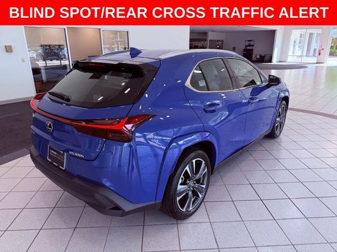 Certified 2025 Lexus UX 300h FWD w/ Accessory Package (Z1) image 8