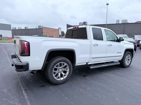 Used 2018 GMC Sierra 1500 SLT w/ SLT Premium Package AWD/4WD image 5
