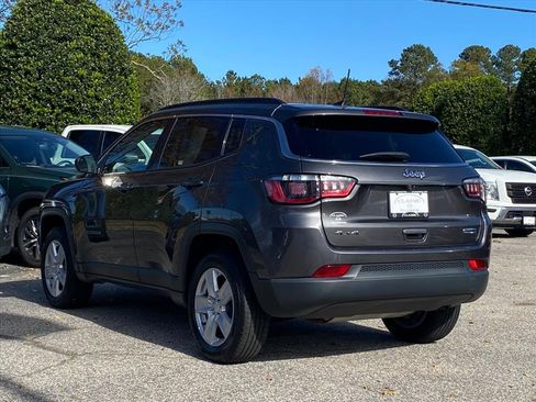 Used 2022 Jeep Compass Latitude w/ Sun and Sound Group image 5