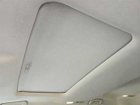 Used 2018 Toyota Highlander Limited w/ Protection Package #3 image 26