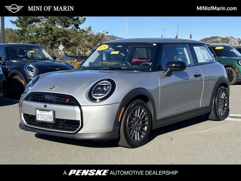 Used 2025 MINI Cooper S image 1