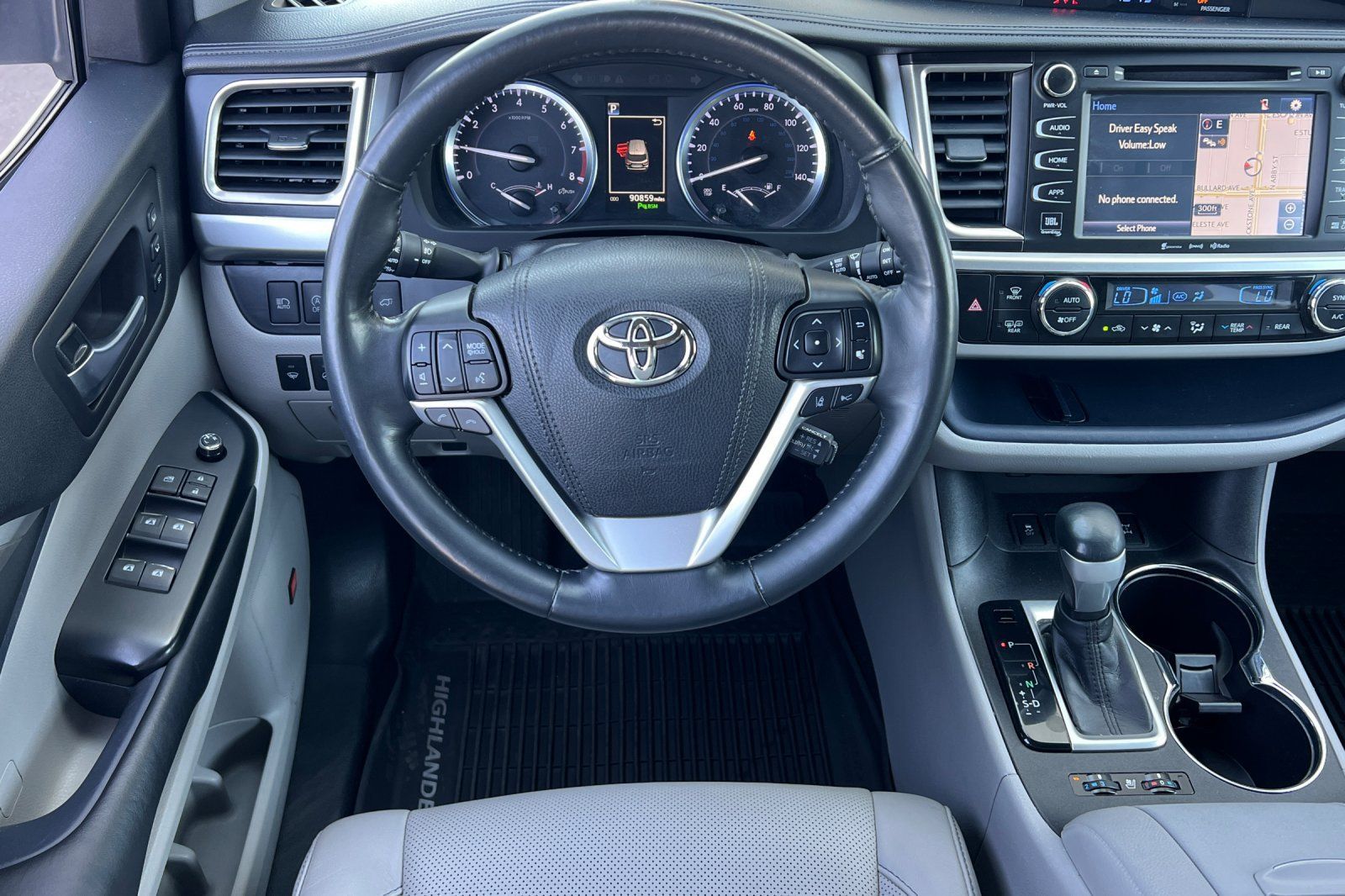 Used 2019 Toyota Highlander Limited Platinum AWD/4WD image 14