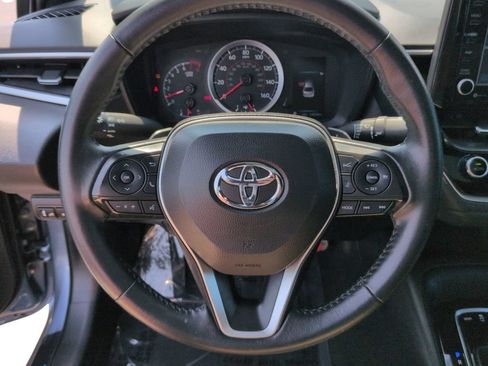 Used 2022 Toyota Corolla SE w/ SE Premium Package FWD image 12