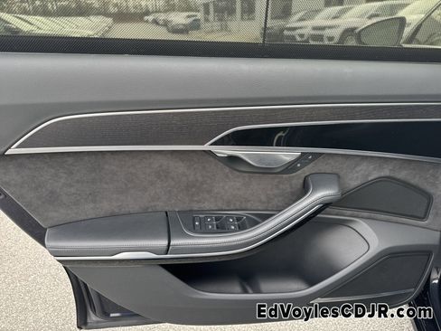 Used 2019 Audi A8 L 3.0T image 28