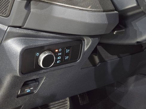 New 2025 Ford Bronco 2-Door AWD/4WD image 15
