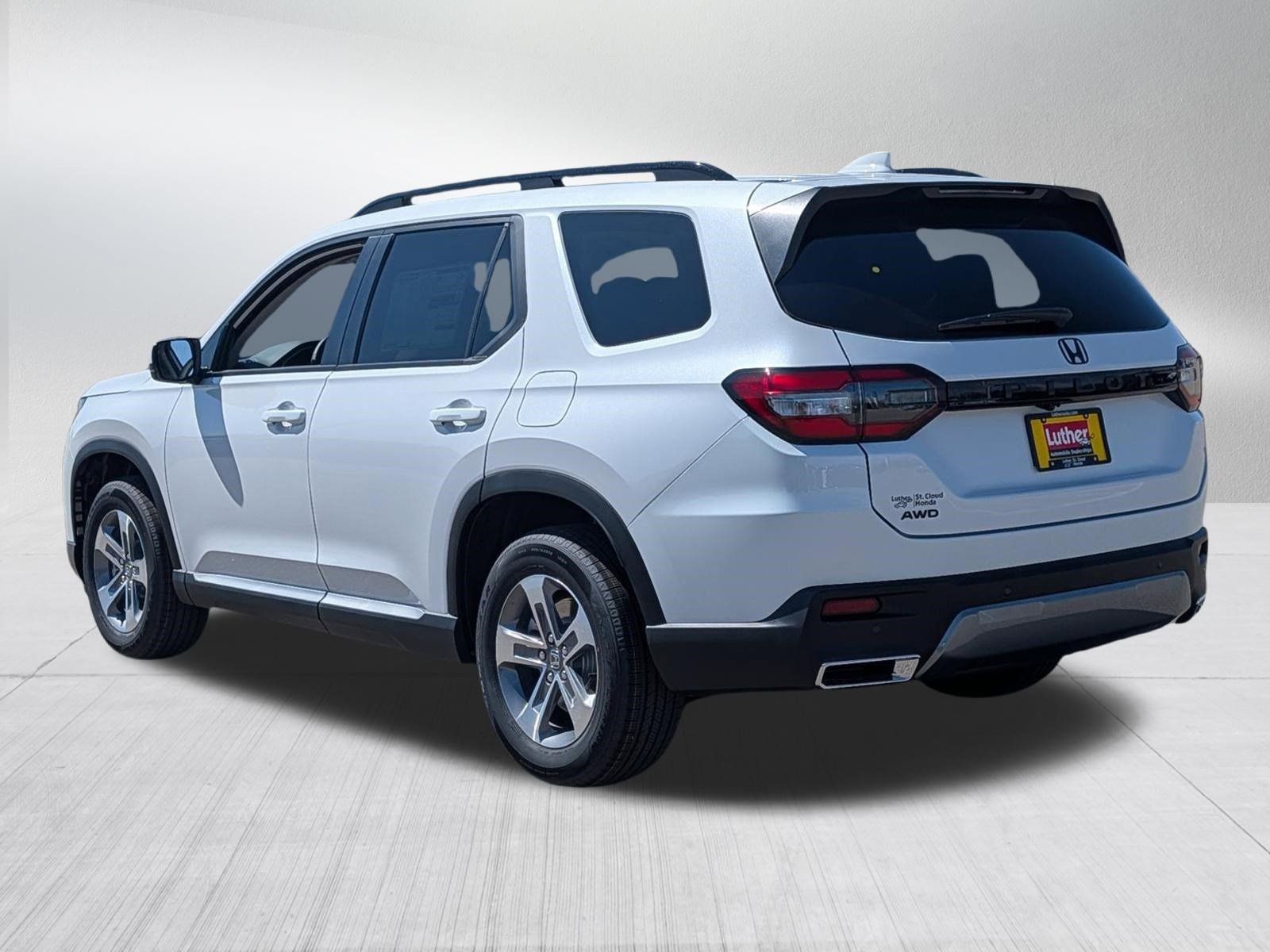 New 2026 Honda Pilot EX-L image 3