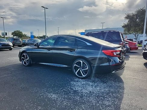 Used 2018 Honda Accord Sport image 6