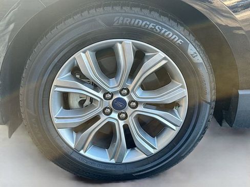 Used 2019 Ford Edge Titanium w/ Equipment Group 301A image 33