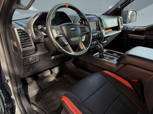 Used 2018 Ford F150 Raptor w/ Equipment Group 802A Luxury AWD/4WD image 4