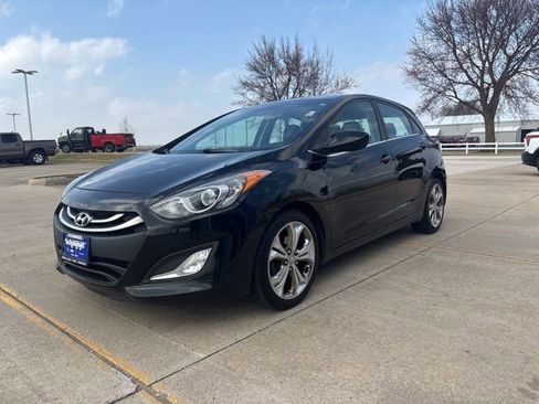 Used 2013 Hyundai Elantra GT w/ Touch & Go Pkg image 5