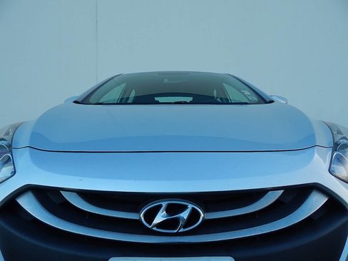 Used 2013 Hyundai Elantra GT image 9
