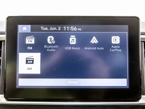 Used 2023 Hyundai Venue SEL FWD image 23