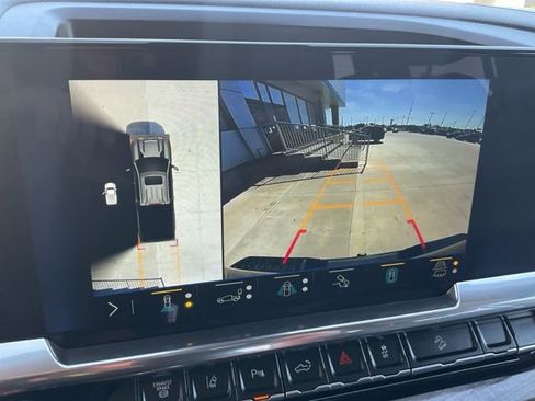 Used 2025 Chevrolet Silverado 2500 LTZ w/ LTZ Plus Package image 15