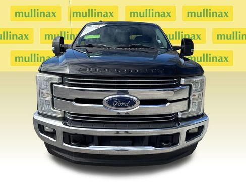 Used 2017 Ford F250 Lariat w/ Lariat Value Package image 11