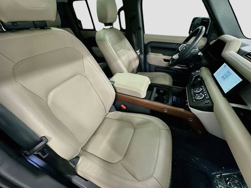 Used 2024 Land Rover Defender 110 S AWD/4WD image 29