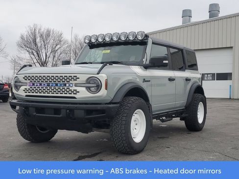 Used 2021 Ford Bronco Badlands image 3
