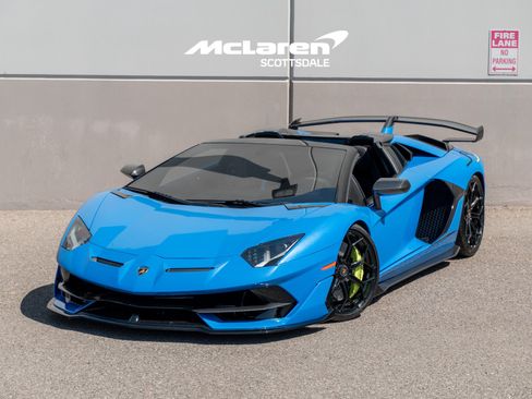 Used 2021 Lamborghini Aventador SVJ AWD/4WD image 1