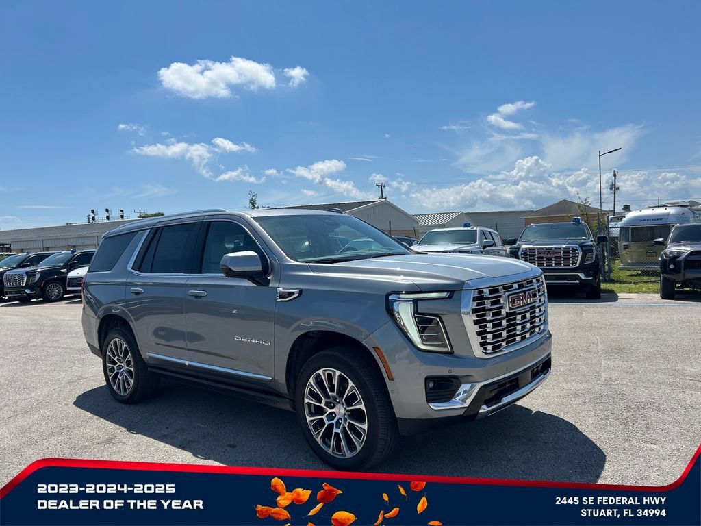 New 2026 GMC Yukon Denali w/ Denali Reserve Package AWD/4WD image 2