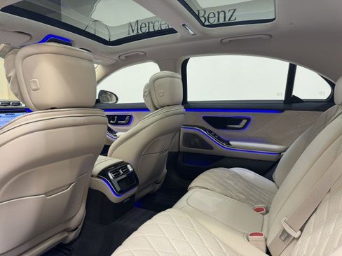 Certified 2026 Mercedes-Benz S 580 4MATIC Sedan image 19