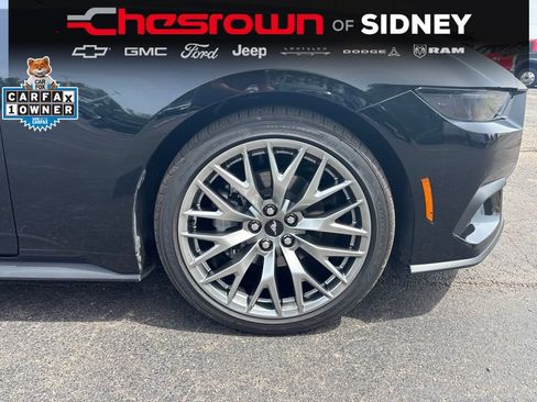 Used 2026 Ford Mustang Premium RWD image 12