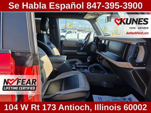Used 2023 Ford Bronco Wildtrak image 37