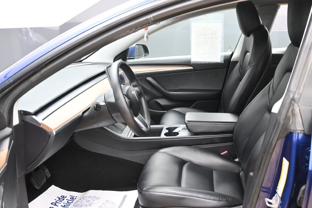 Used 2023 Tesla Model 3 Standard Range RWD image 6