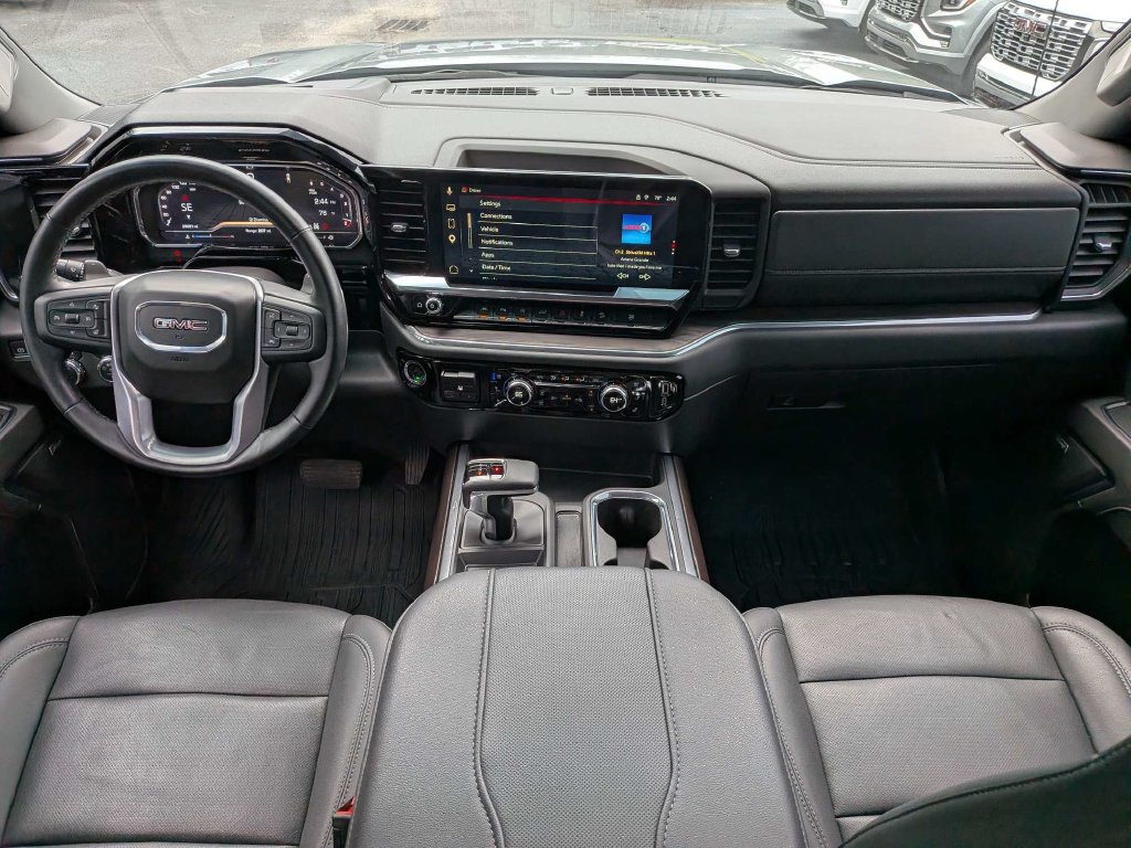Used 2024 GMC Sierra 1500 SLT w/ SLT Premium Plus Package AWD/4WD image 14
