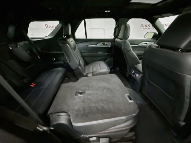 Used 2025 Ford Explorer ST-Line AWD/4WD image 30