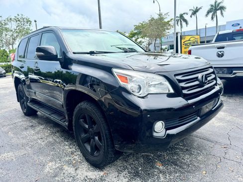 Used 2013 Lexus GX 460 w/ Comfort Plus Pkg AWD/4WD image 2