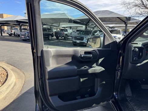 Used 2024 Chevrolet Silverado 1500 Custom image 6