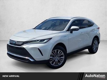 Used 2021 Toyota Venza XLE w/ Softex Package