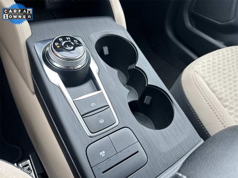 Used 2021 Ford Escape SE w/ SE Sport Appearance Package image 24