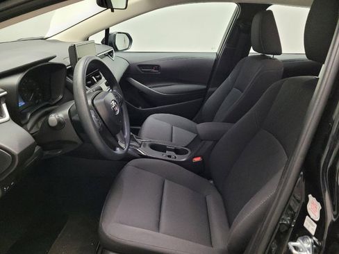 Used 2025 Toyota Corolla LE image 17