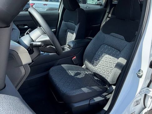 Used 2026 Nissan Kicks SV FWD image 26