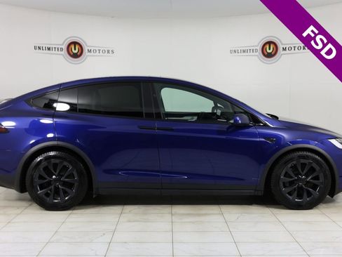 Used 2022 Tesla Model X AWD/4WD image 2