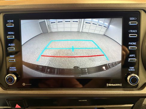 Used 2020 Toyota Tacoma TRD Sport image 18