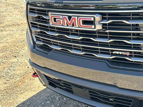 New 2026 GMC Acadia AT4 w/ Super Cruise Package AWD/4WD image 32