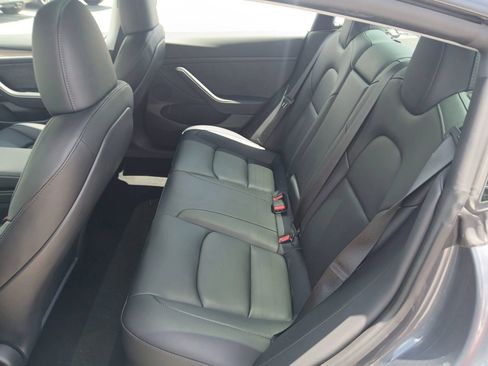Used 2023 Tesla Model 3 Standard Range RWD image 13