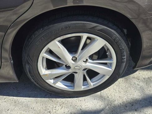 Used 2015 Nissan Altima 2.5 SL w/ Technology Package image 11