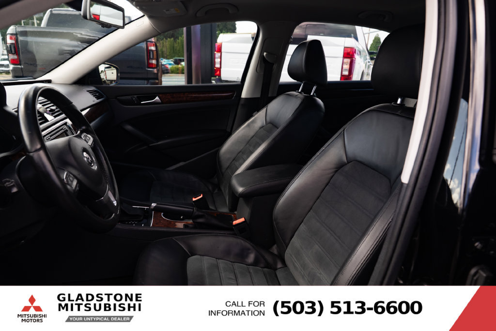 Used 2013 Volkswagen Passat TDI SEL Premium FWD image 17
