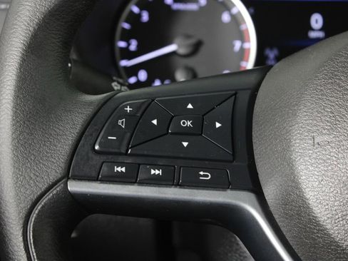 Certified 2023 Nissan Sentra SV image 27