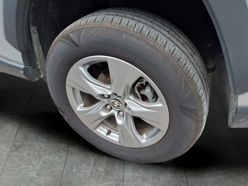Used 2024 Toyota RAV4 XLE FWD image 7