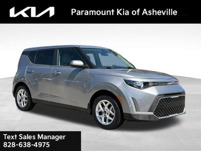Used 2023 Kia Soul LX w/ LX Technology Package