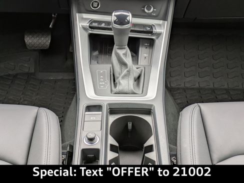 Used 2025 Audi Q3 2.0T Premium w/ Convenience Package image 23