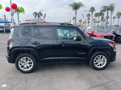 Used 2022 Jeep Renegade Latitude image 6