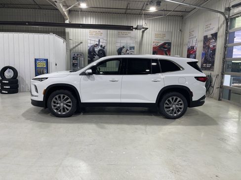 New 2026 Buick Enclave Preferred w/ Power Package image 5