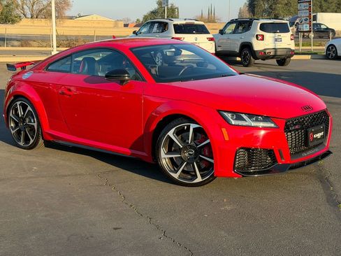 Used 2019 Audi TT RS image 3
